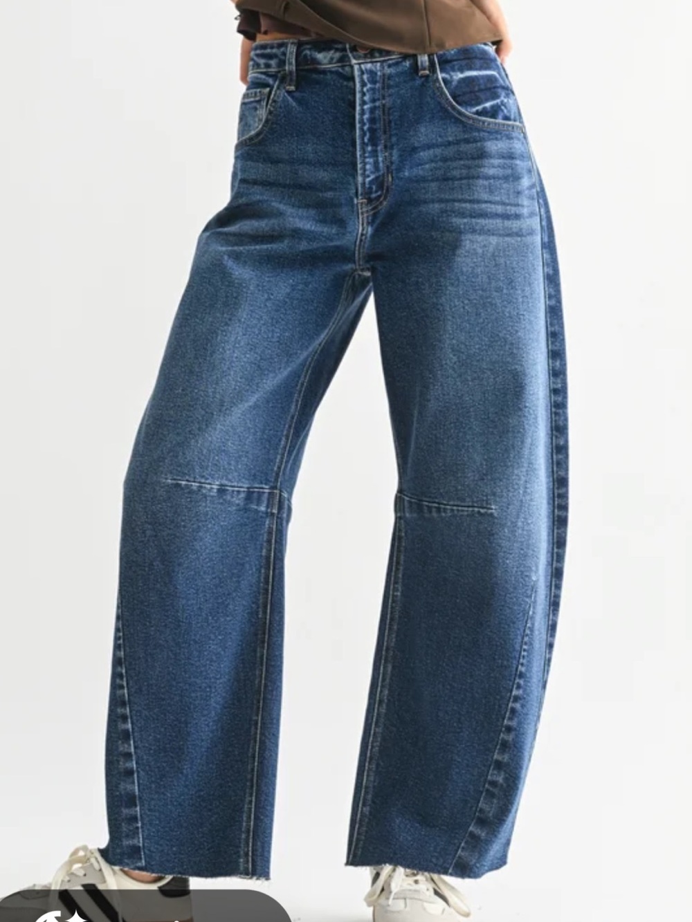 Wide-Leg Women's Barrel Jeans in Dark Blue